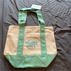 Trader Joe’s pastel mini Green and Tan Tote Bag NWT